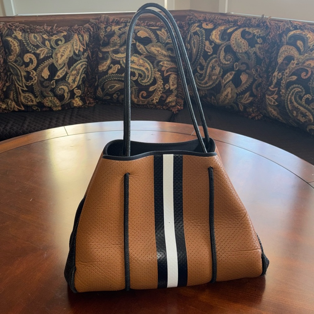 Haute shore bag